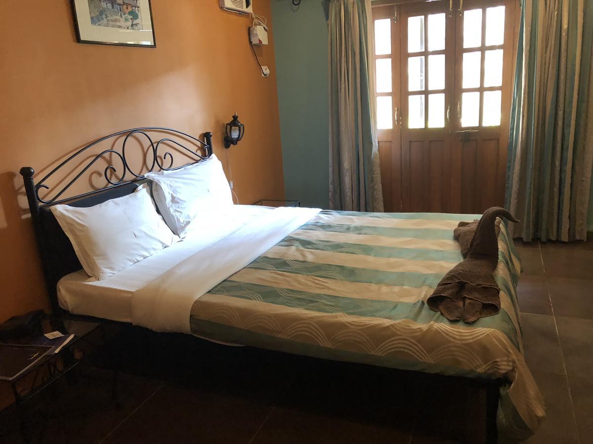 Sodder'S Gloria Anne Hotel Candolim Ngoại thất bức ảnh